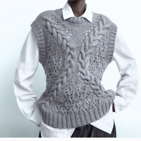 Zara Sweaters - Zara Cable Knit Sleeveless Sweater  Vest Sz.S NWT